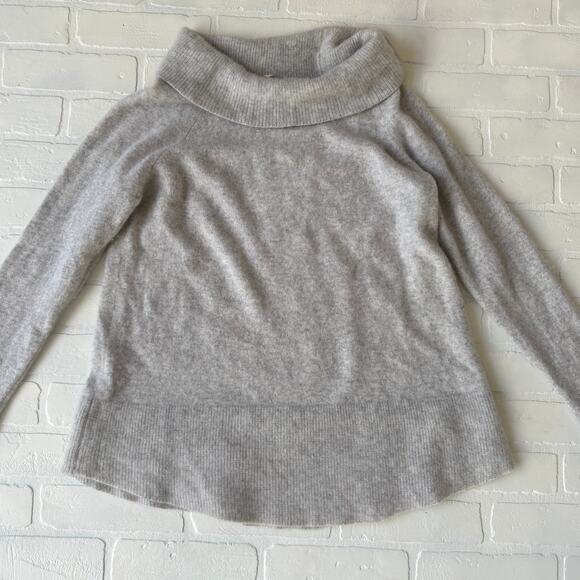 Anthropologie Moth Cashmere Grey Cowl Neck Long Sleeve Soft Sweater sz XL - Picture 2 of 6